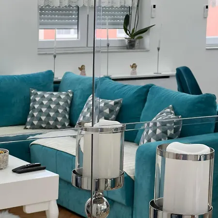 Milos, Privatan Parking Kraljevo