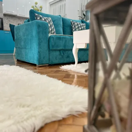 Milos, Privatan Parking Kraljevo