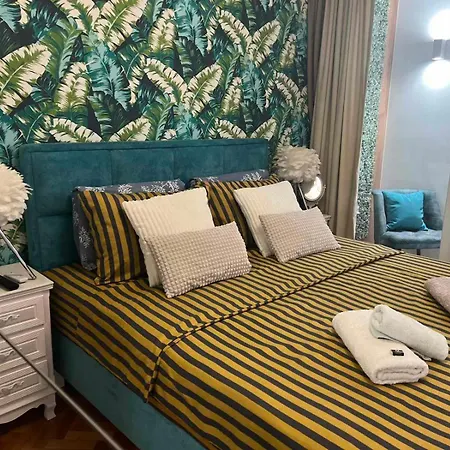 Milos, Privatan Parking * Kraljevo