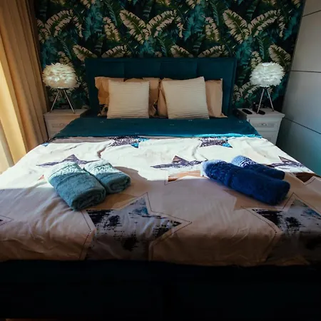 Milos, Privatan Parking *