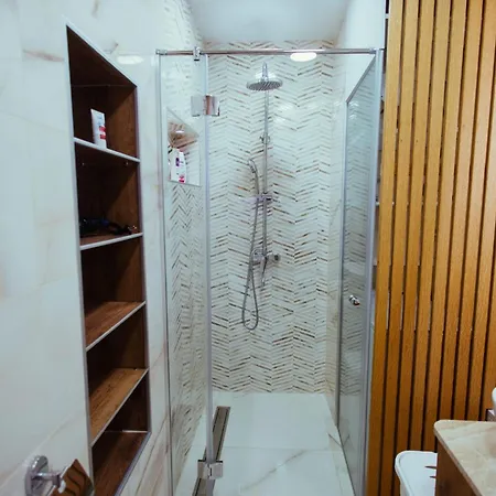 Milos, Privatan Parking Lägenhet *