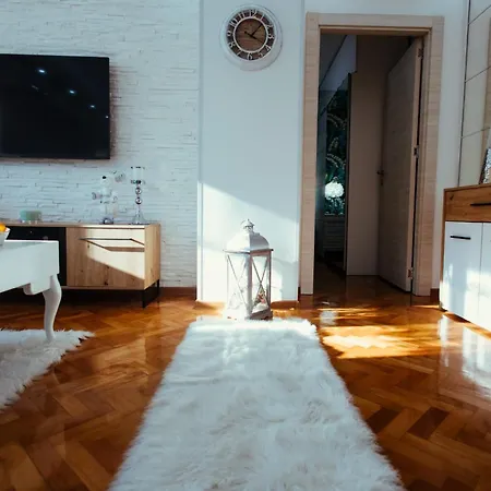 Lägenhet Milos, Privatan Parking Kraljevo