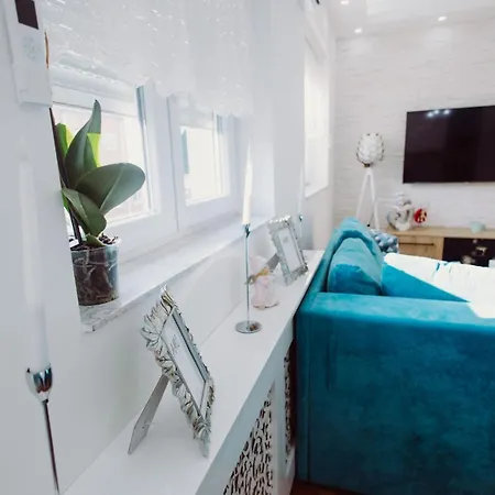 Milos, Privatan Parking *