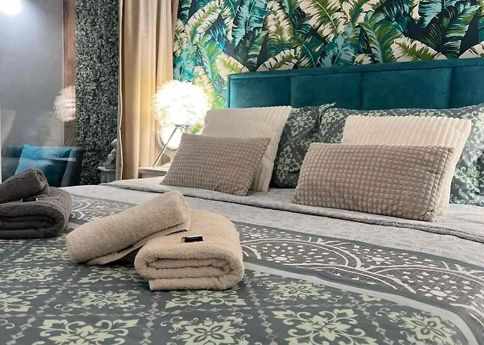 Milos, Privatan Parking