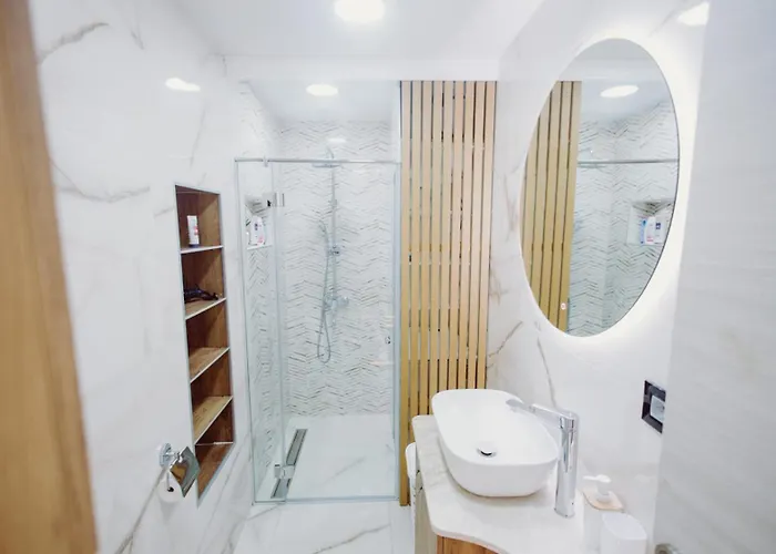 Milos, Privatan Parking Appartamento Kraljevo