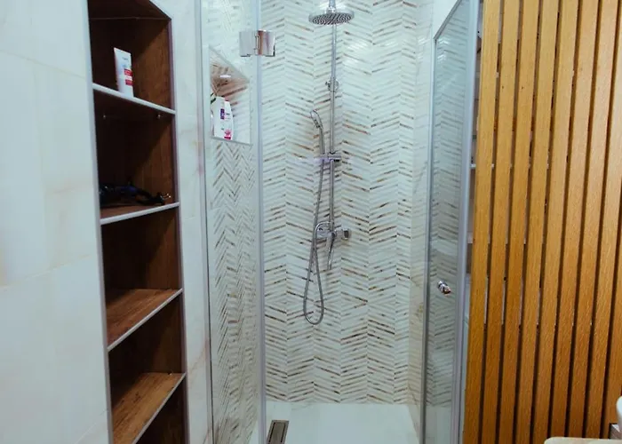 Milos, Privatan Parking Appartamento *