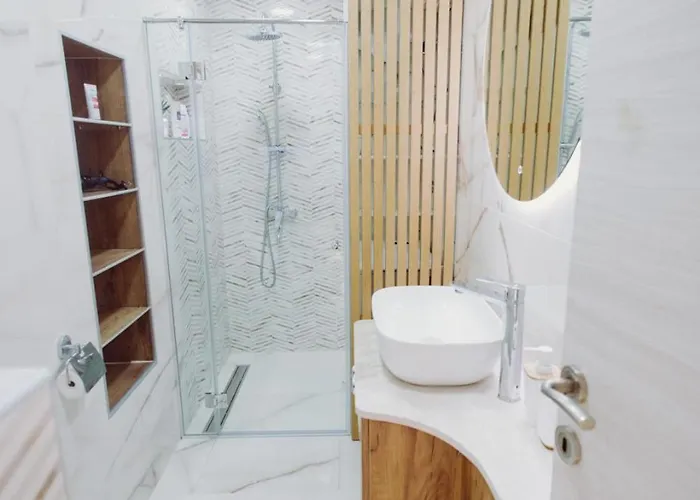 Milos, Privatan Parking Appartamento *