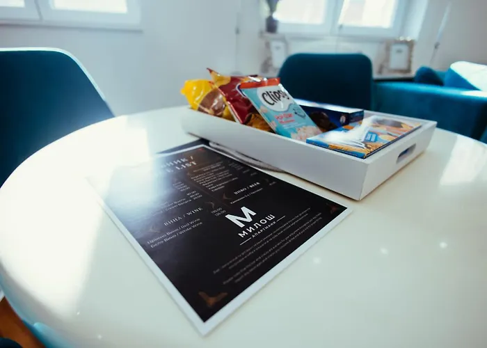 Milos, Privatan Parking Kraljevo